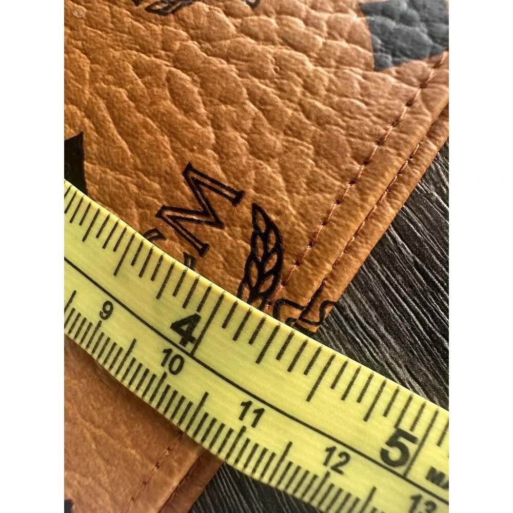 MCM Visetos Bifold Wallet Cognac Monogram – Authentic – Excellent Condition